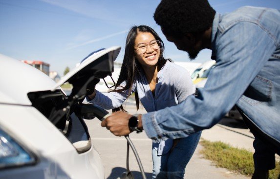 Couple electric vehicle